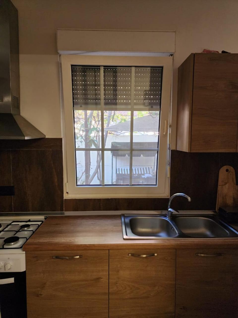 Vila 29A Tiranë Luaran gambar